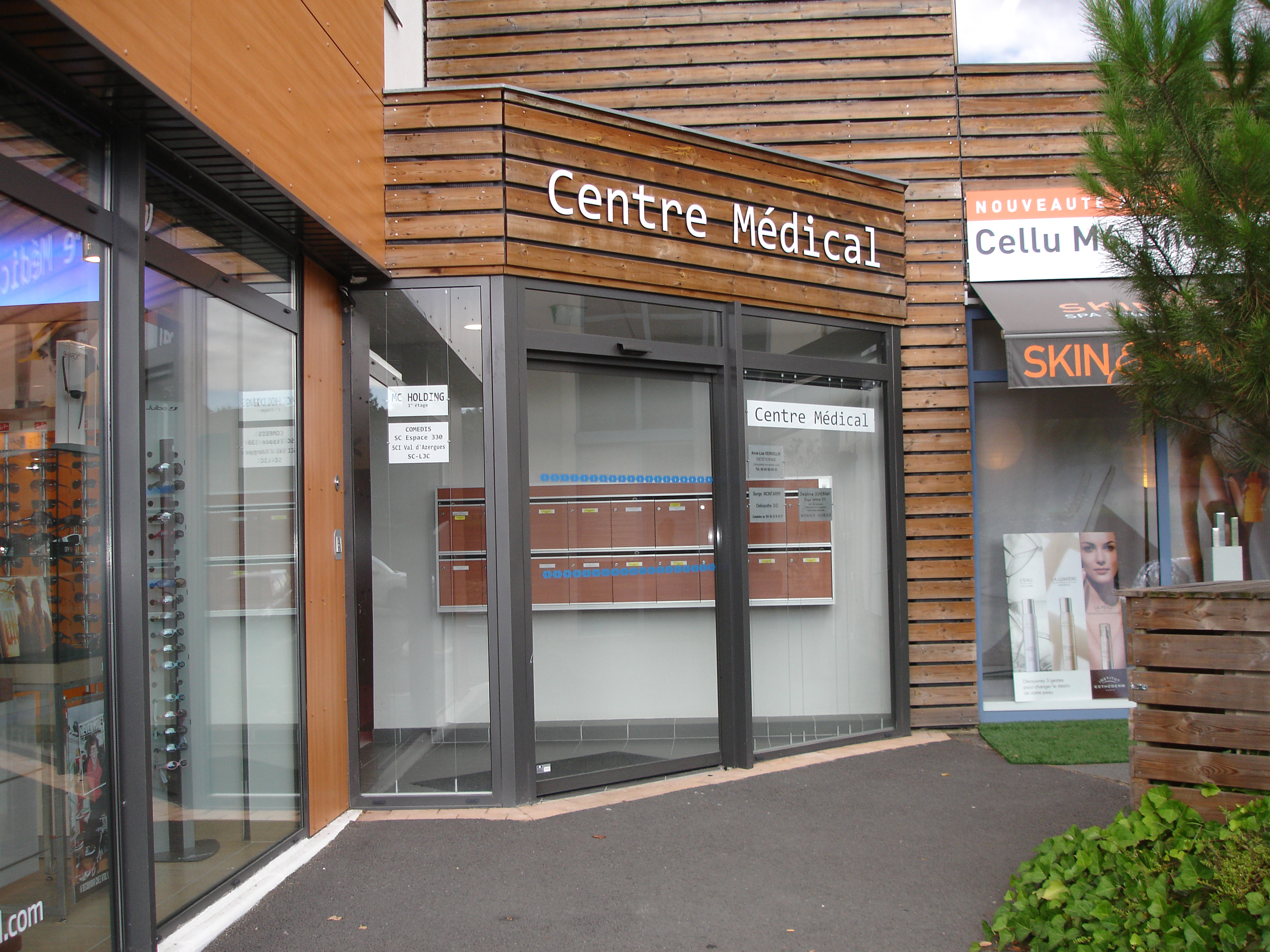 Location Co - Location Partage Cabinet Para Médical , dans Centre Médical de Civrieux,  Rhône, 69,  LYON 