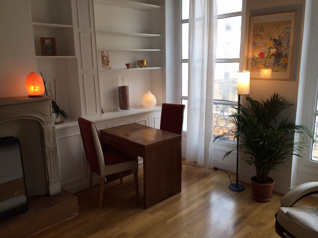 cabinet thérapeute à partager Paris 75007