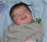 Ostéopathie et Bébé. Traitement ostéopathique du bébé et du nourrisson : Régurgitation chez le nourrisson Ostéopathie et Bébé. Traitement ostéopathique du bébé et du nourrisson : Régurgitation chez le nourrisson