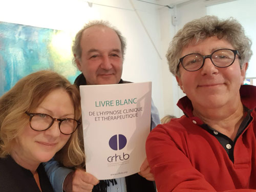 Dr Isabelle NICKLES, Dr Marc GALY, Laurent GROSS lors de la sortie du Livre Blanc de l'Hypnose